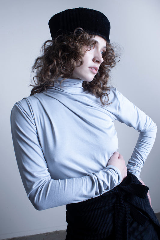 Drapped turtleneck